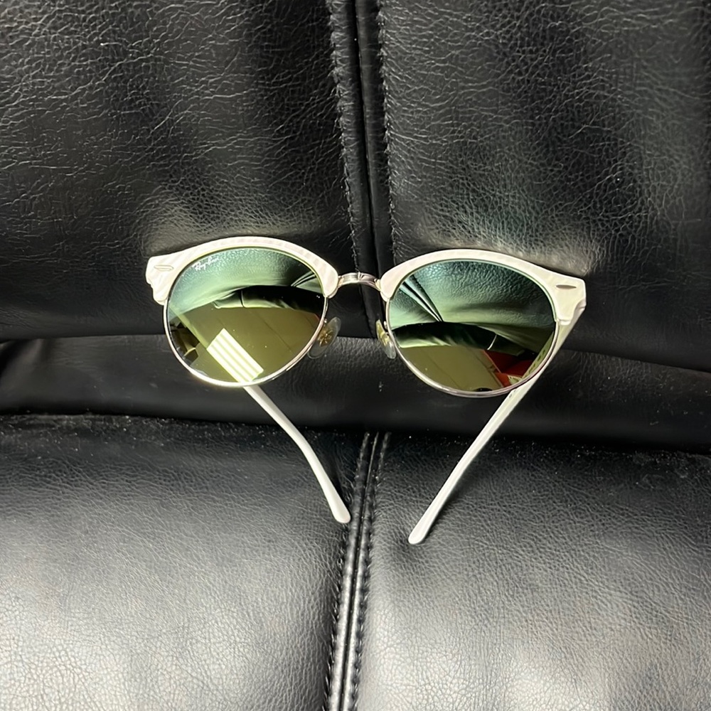 Ray-Ban RB4246 Clubround 988/2X - White